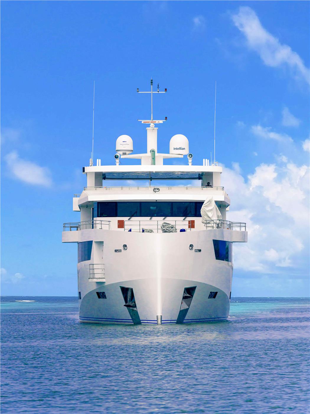M/Y White Pearl