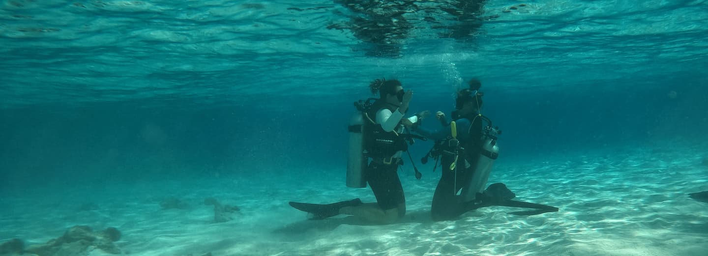 Bautismo de buceo en Omadhoo