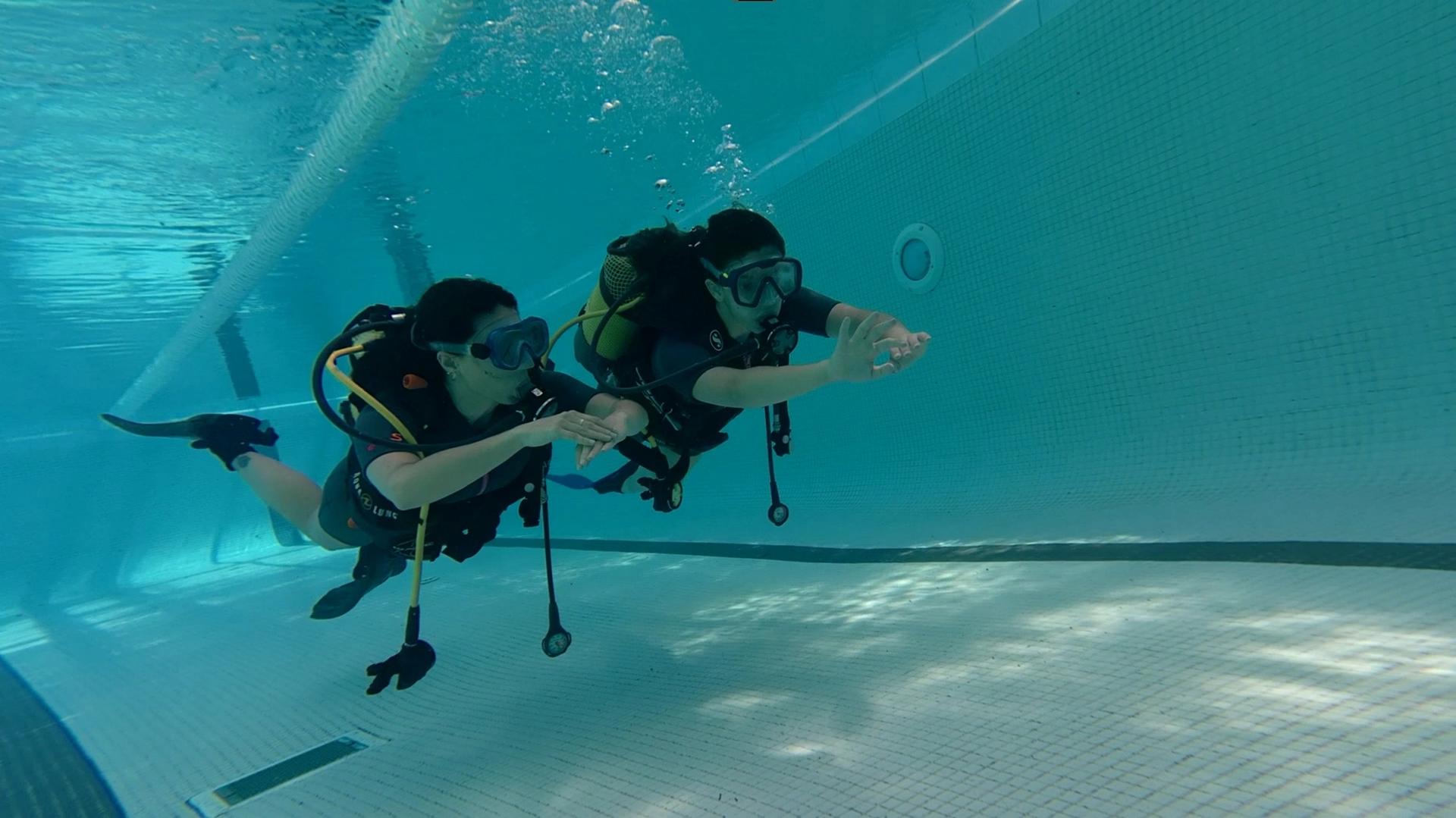 discover-scuba-diving-pool-haliotis-peniche-portugal