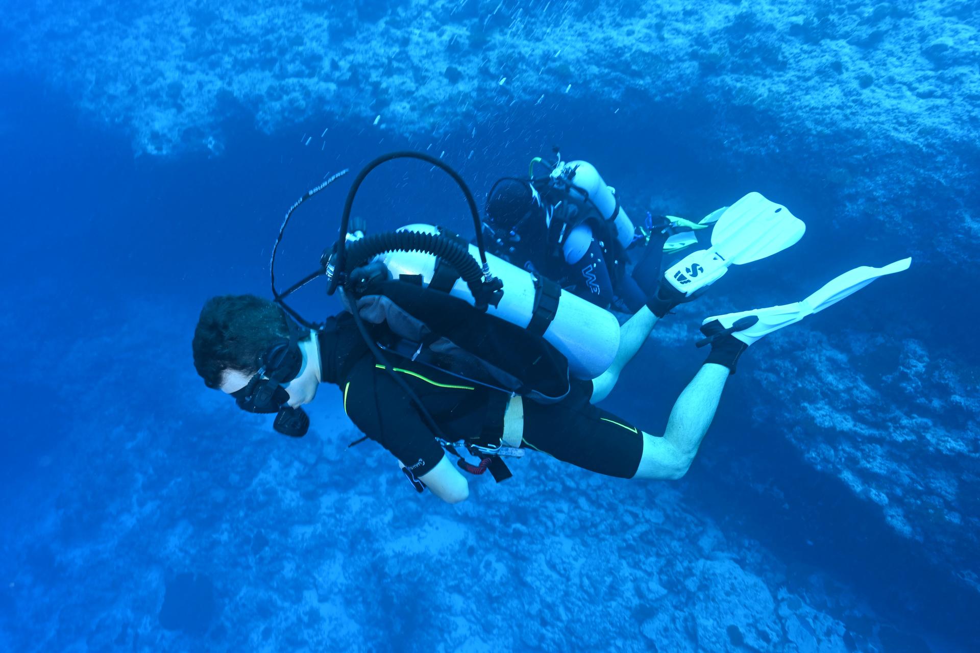 drift-diver-specialty-moondive
