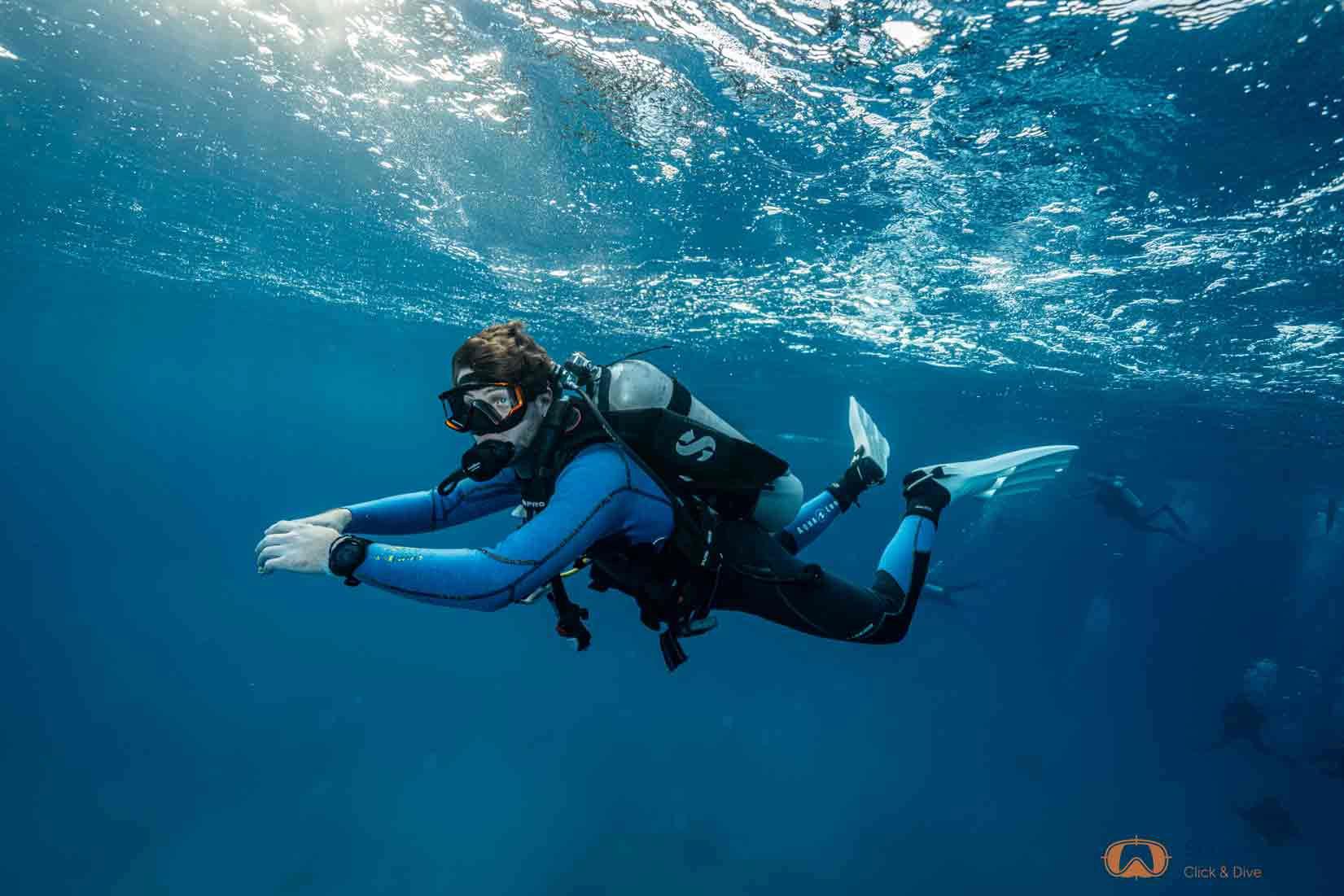 open-water-diver-course-the-blue-jump