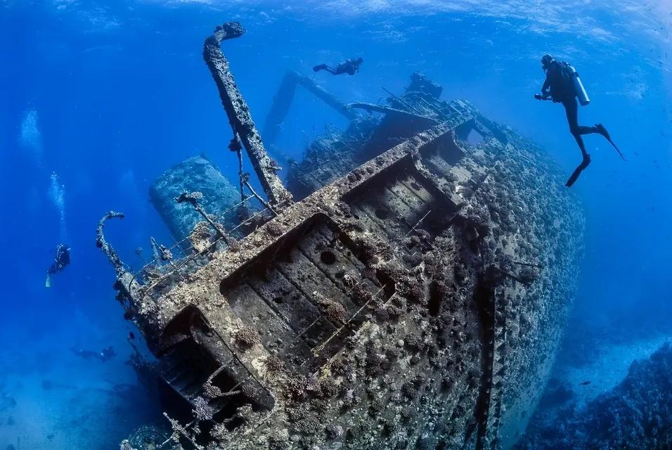 wreck-diver-specialty-course-epsilon-curazao-caribe