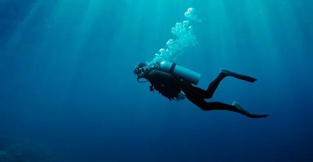 fun-dive-with-equipment-mon-diving-denia