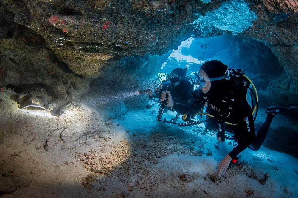 fun-dive-equipment-not-included-oceanos-diving-center-lloret-de-mar