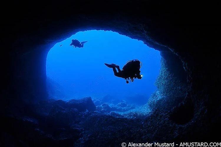 scuba-diver-capo-galera