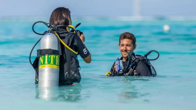 night-dive-specialty-la-herradura