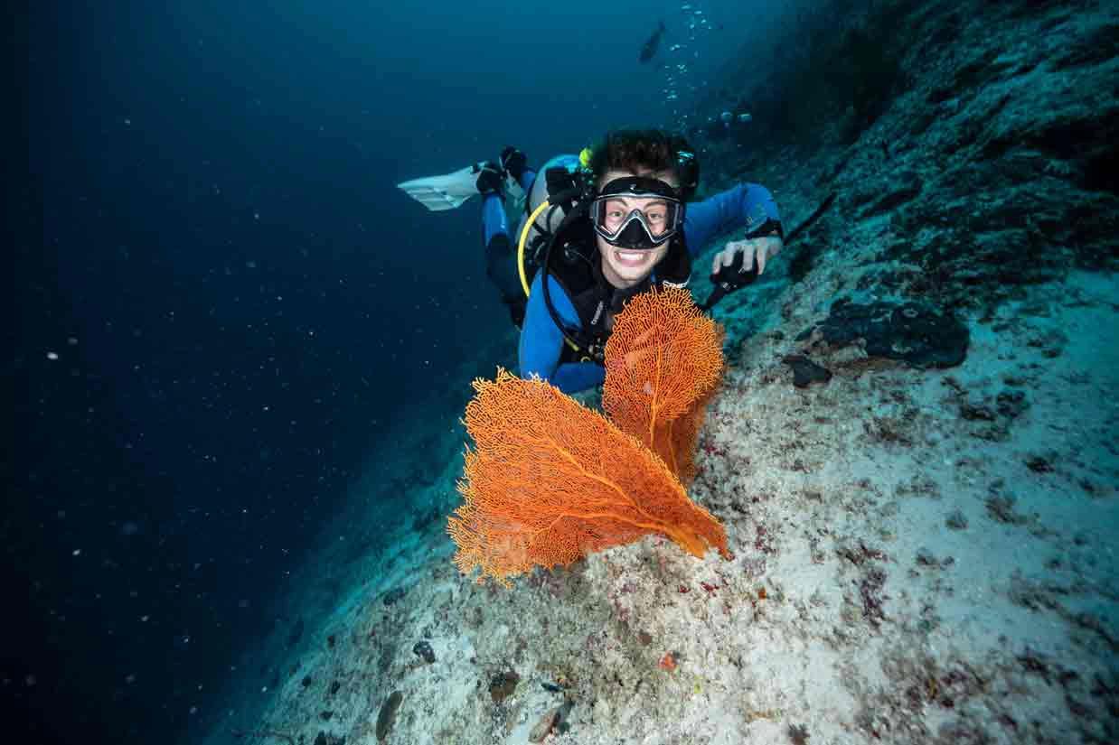   advanced-open-water-diver-territory-country-dive-center