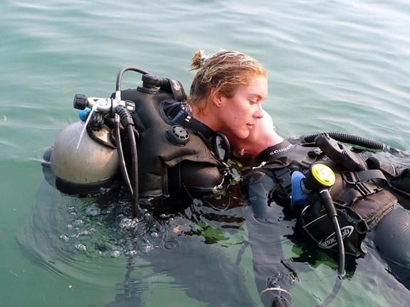 rescue-diver-course-efr-deep-divers-tenerife