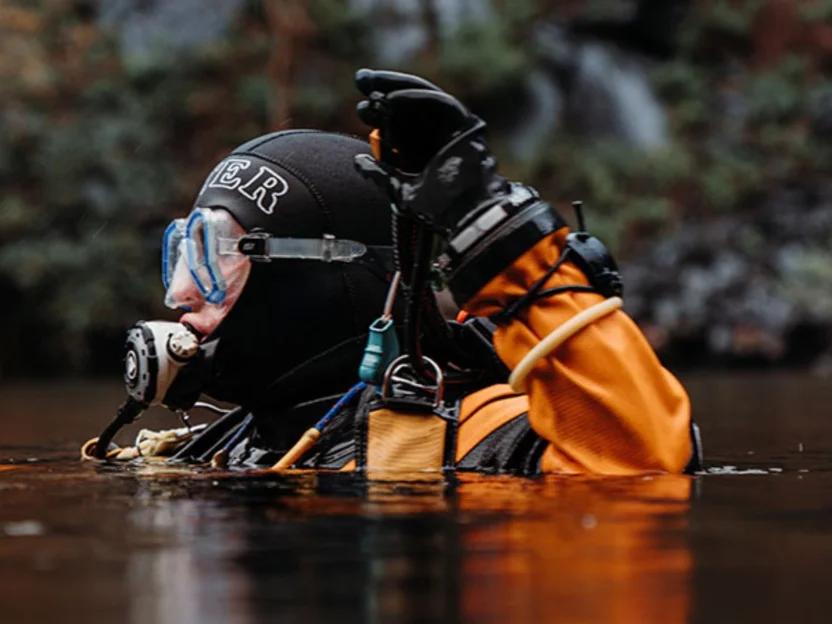 drysuit-specialty-course-all-blue-diving-cambrils