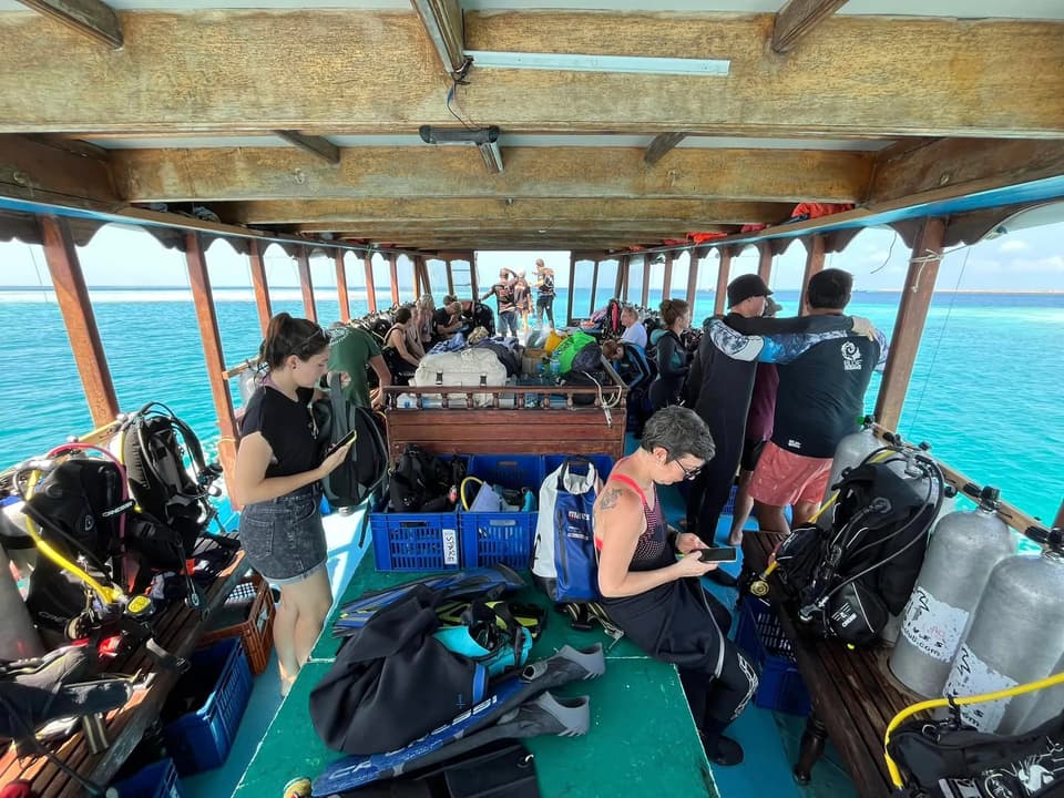 dhoni-maafushi-sinai-scuba-finders