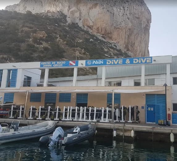 Dive & Dive 