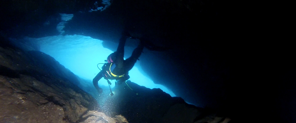 Cuevas Mar de Hielo Cuevas Mar de Hielo