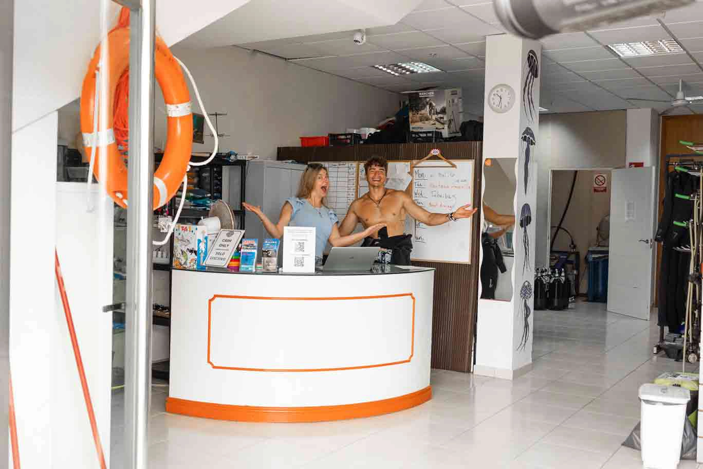 Recepción Atlantis Tenerife recepción