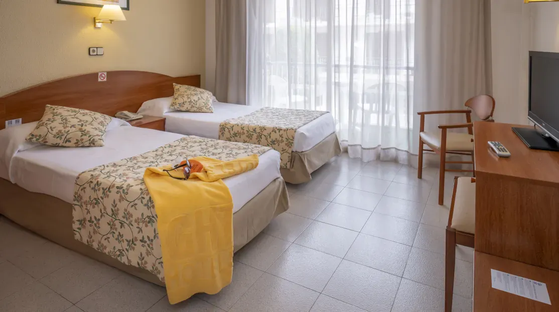 hotel-costa-brava-scuba-finders