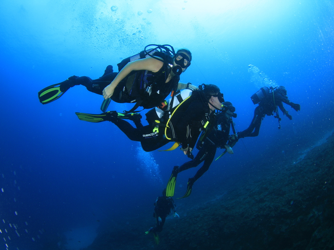 double-dive-cenotes-angelita-carwash-scuba-alux