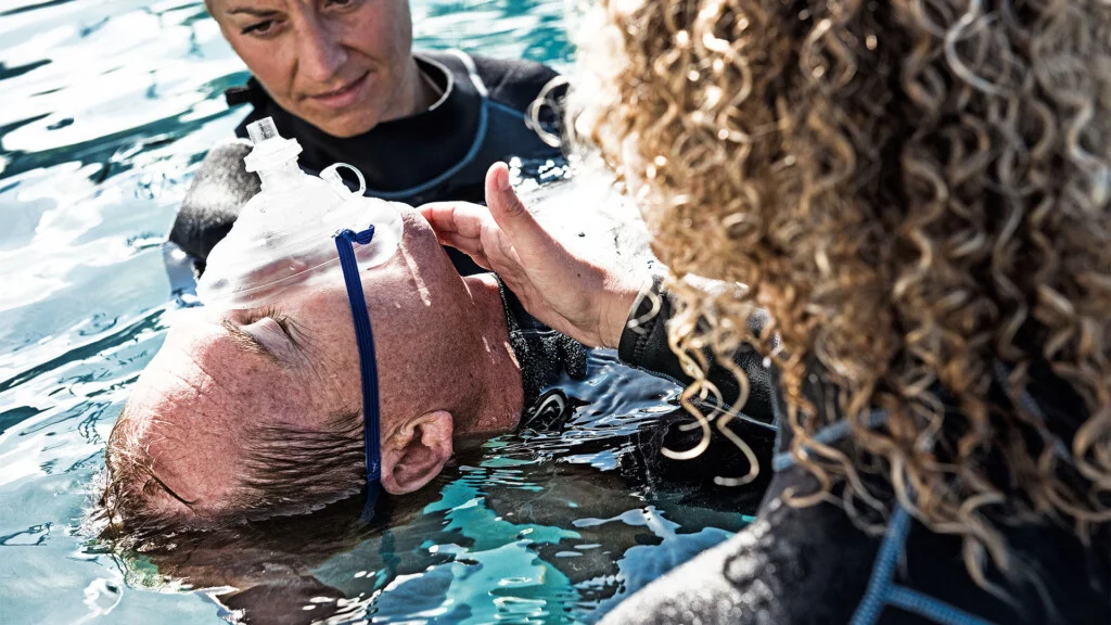 rescue-diver-course-subfari-portinatx-ibiza