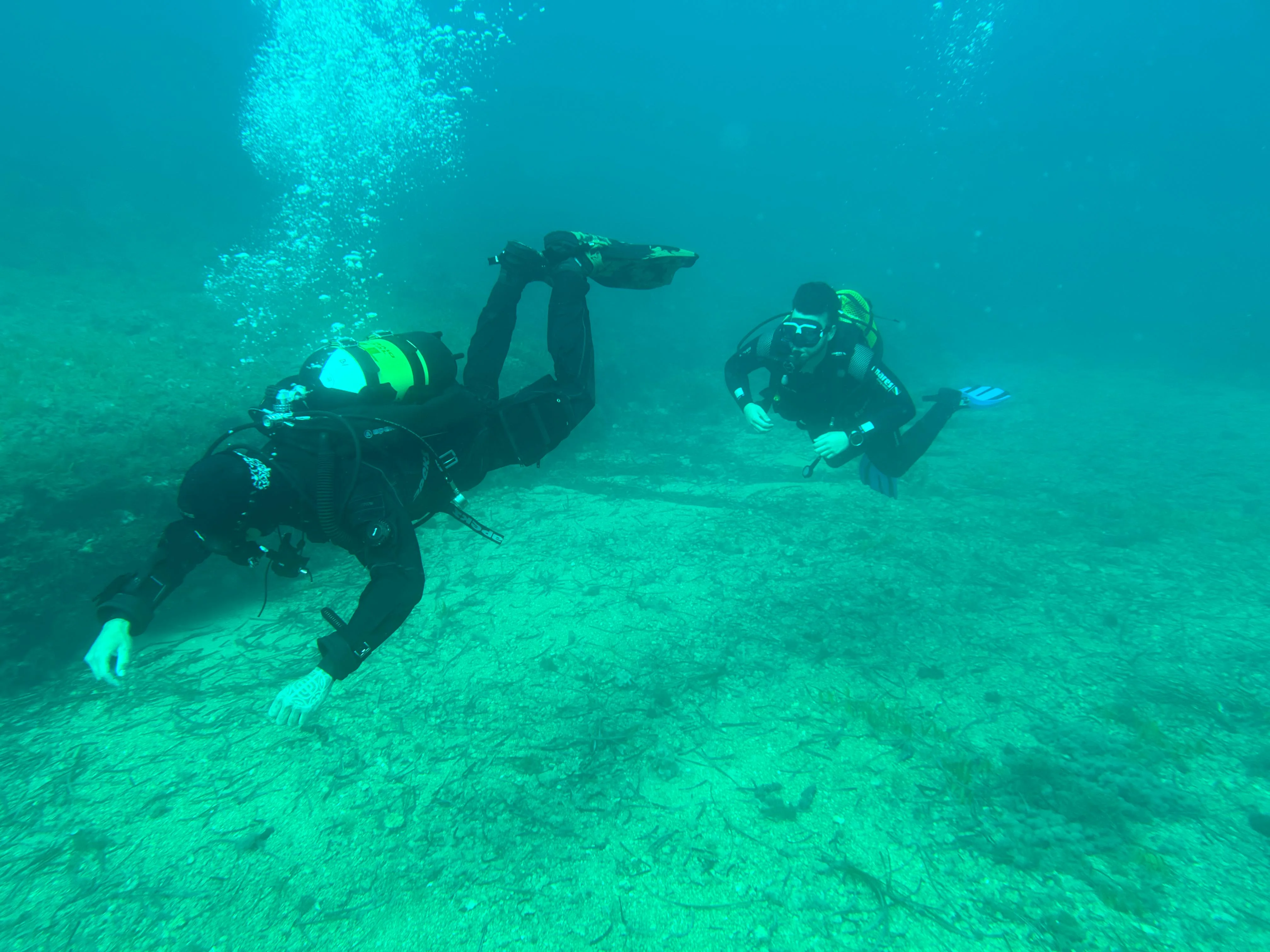 inmersion-con-equipo-en-el-carbonero-moondive-san-pedro-del-pinatar