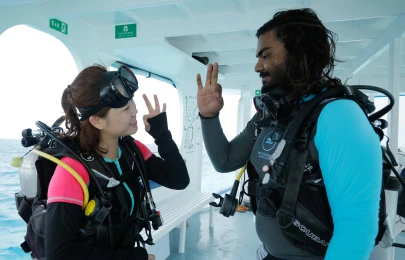 Triple dive Hulhumale